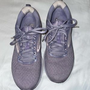 Womens running shoes